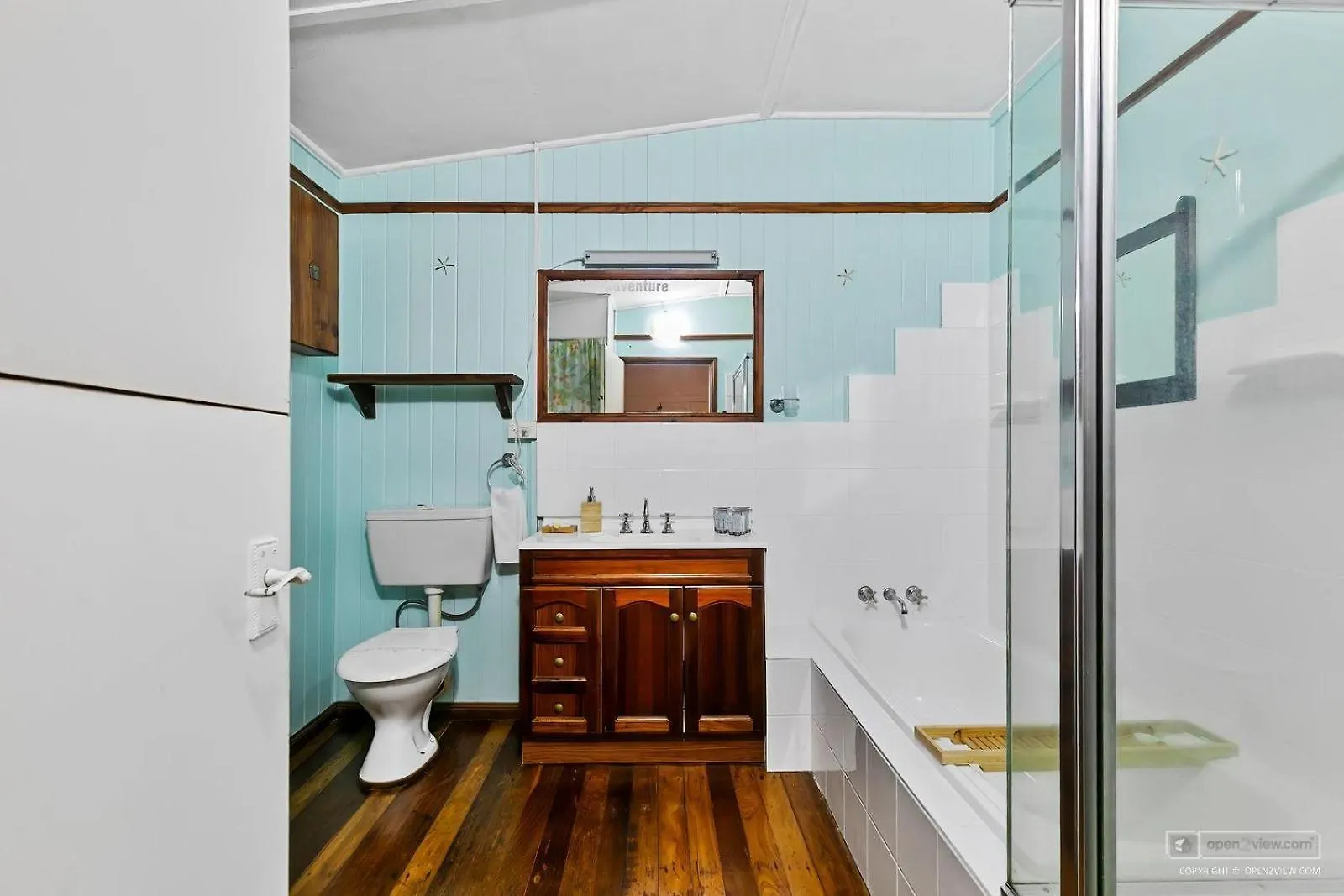 Woody'S Bach Villa Woody Point Australia